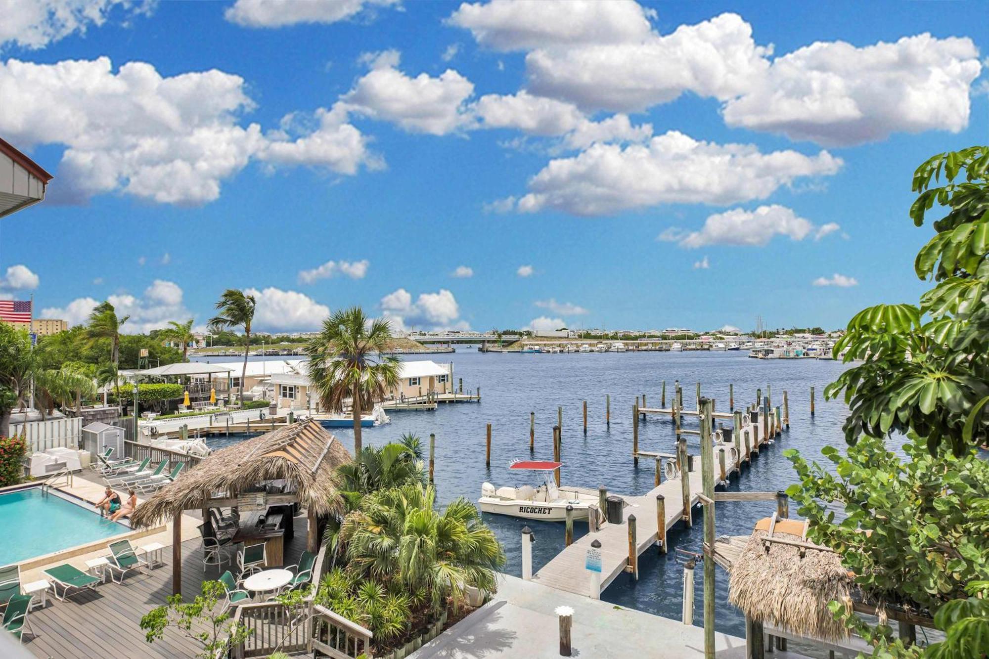 Eleuthera - 2X2 Fully Updated Old Town Waterfront Corner Condo 基韋斯特 外观 照片