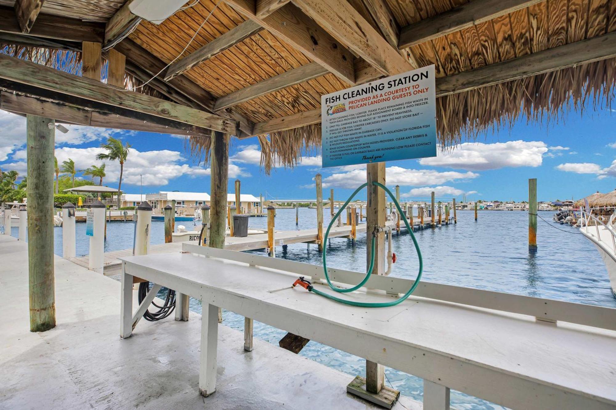 Eleuthera - 2X2 Fully Updated Old Town Waterfront Corner Condo 基韋斯特 外观 照片